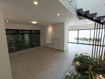 Casa en Venta 4 recs – Residencial Aqua by Cumbres
