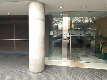 COCHERA N°21 VENTA AV INDEPENDENCIA 1300 MONSERRAT