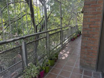 Departamento 2 ambientes Boedo con dependencia