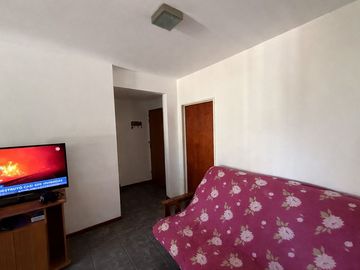 Departamento 2 ambientes Boedo con dependencia