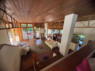CASA EN VENTA CITY BELL CON PILETA