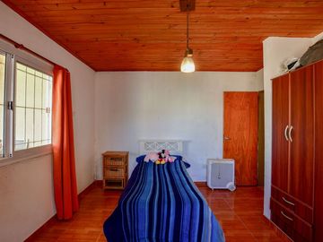 CASA EN VENTA LA PLATA 2 DORMITORIOS