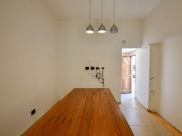 CASA VENTA LA PLATA 3 DORMITORIOS PATIO GARAGE