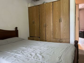 CASA EN VENTA LA PLATA PH FRENTE 2 DORMITORIOS
