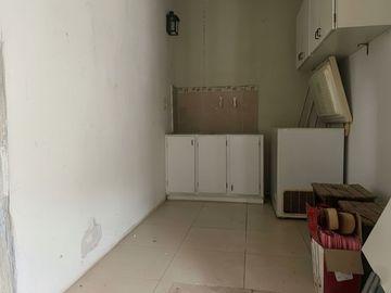 CASA EN VENTA LA PLATA PH FRENTE 2 DORMITORIOS