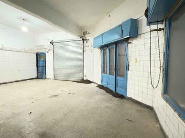 2 Locales más 2 Departamentos en VENTA Sarmiento