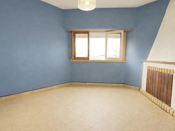 2 Locales más 2 Departamentos en VENTA Sarmiento