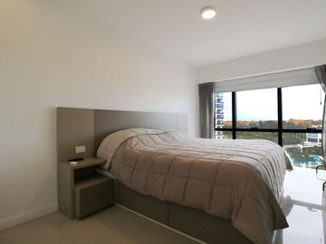 Departamento 3 ambientes en venta en Marinas Golf