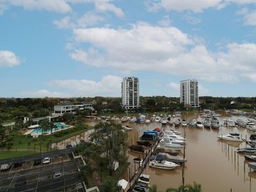Departamento 3 ambientes en venta en Marinas Golf