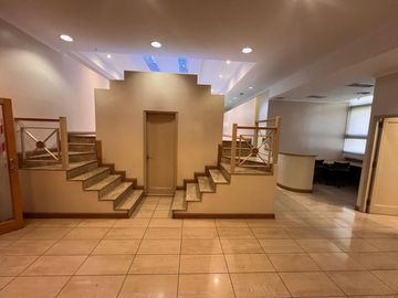 VENTA Oficina Piso Completo Edificio Gomez Mendoza