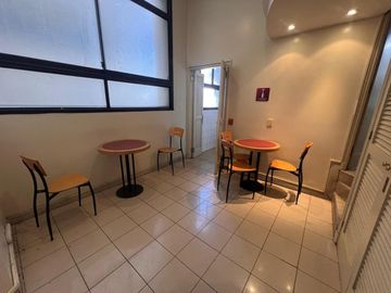VENTA Oficina Piso Completo Edificio Gomez Mendoza