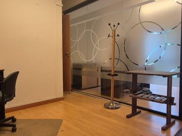 VENTA OFICINA CON RENTA OLIVOS QUINTA PRESIDENCIAL