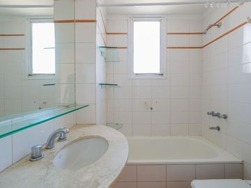 VENTA DEPARTAMENTO 3 AMB PISO ALTO - PALERMO
