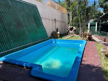 CASA CON JARDIN Y PILETA +DEPARTAMENTO- EXCELENTE