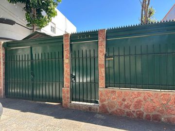 CASA CON JARDIN Y PILETA +DEPARTAMENTO- EXCELENTE