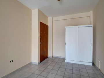 VENTA Monoambiente PISO ALTO Balcón Caballito