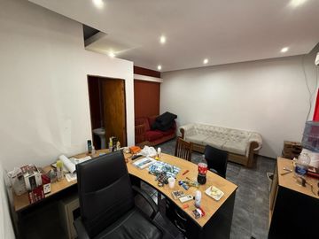 Galpon en venta, financia, Moreno