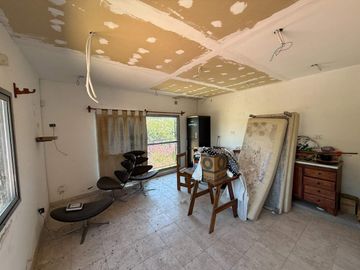 Galpon en venta, financia, Moreno