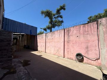 Galpon en venta, financia, Moreno
