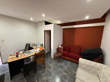 Galpon en venta, financia, Moreno
