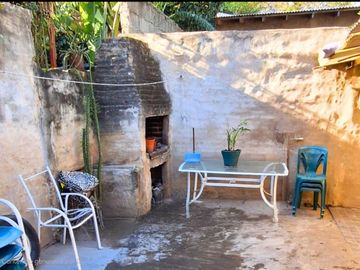 VENTA CASA 3 AMB 2 PLANTAS MORENO SUR RETASADA