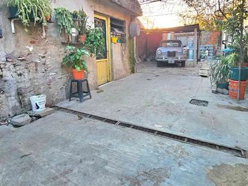 VENTA CASA 3 AMB 2 PLANTAS MORENO SUR RETASADA