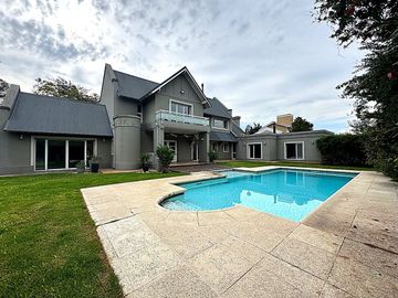 CASA VENTA 7 AMB. BCO PROVINCIA CON FINANCIACION
