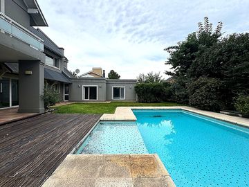 CASA VENTA 7 AMB. BCO PROVINCIA CON FINANCIACION