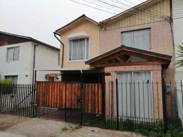 Casa en venta  en MAIPÚ