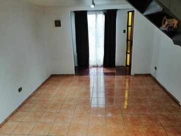 Casa en venta  en MAIPÚ