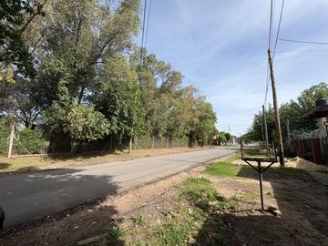 CASA 3 AMB EN MORENO CON PILETA Y COCHERA PERMUTA