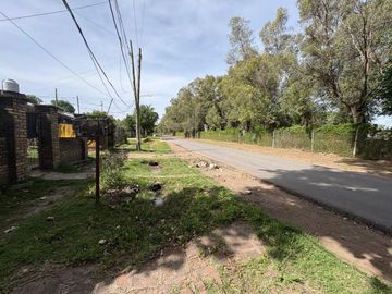 CASA 3 AMB EN MORENO CON PILETA Y COCHERA PERMUTA