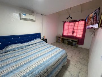 CASA 3 AMB EN MORENO CON PILETA Y COCHERA PERMUTA