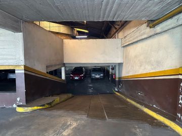 Paquete: Venta 8 Cocheras Fijas en Caballito