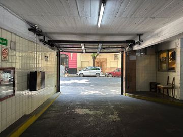 Paquete: Venta 8 Cocheras Fijas en Caballito