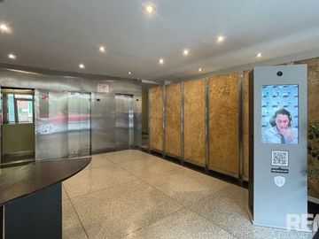 Venta departamento 3 amb cochera apto profesional