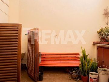 VENTA  PH 3 Amb Apto Credito Florida con Patio