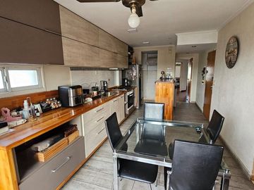 DEPARTAMENTO 3 DORMITORIOS EN VENTA COCHERA DOBLE