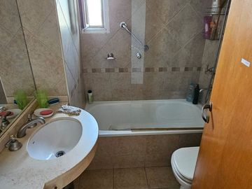 DEPARTAMENTO 3 DORMITORIOS EN VENTA COCHERA DOBLE