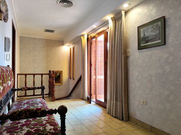 CASA EN VENTA 4 DORMITORIOS ECHESORTU