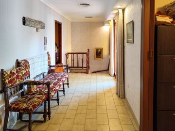 CASA EN VENTA 4 DORMITORIOS ECHESORTU