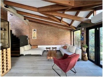 Casa en venta  en LA REINA
