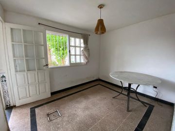 Venta casa 5 ambs Villa Ballester. APTO CREDITO