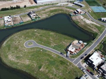 SAN FERMIN LOTE SECTOR ISLA - FINANCIA!!!