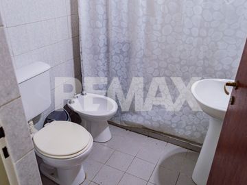 VENTA DE CASA + DTO , SANTA CRUZ 274 , NEUQUEN