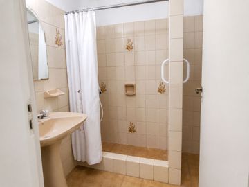 VENTA CASA 4 AMBIENTES VILLA TESEI APTO CREDITO