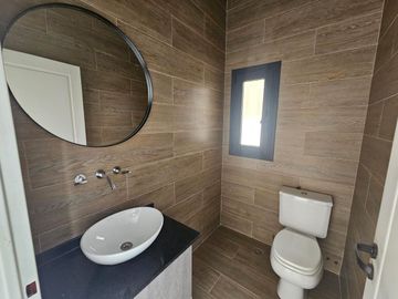 VENTA CASA 4 AMBIENTES SANTA IRENE A ESTRENAR