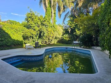 VENTA CASA 4 DORMITORIOS 2 PLANTAS SAAVEDRA PILETA