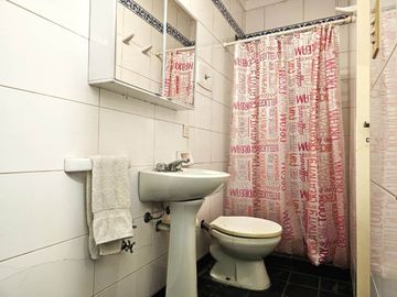 VENTA CASA 4 DORMITORIOS 2 PLANTAS SAAVEDRA PILETA