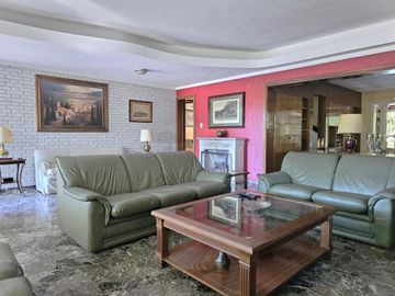 VENTA CASA 4 DORMITORIOS 2 PLANTAS SAAVEDRA PILETA